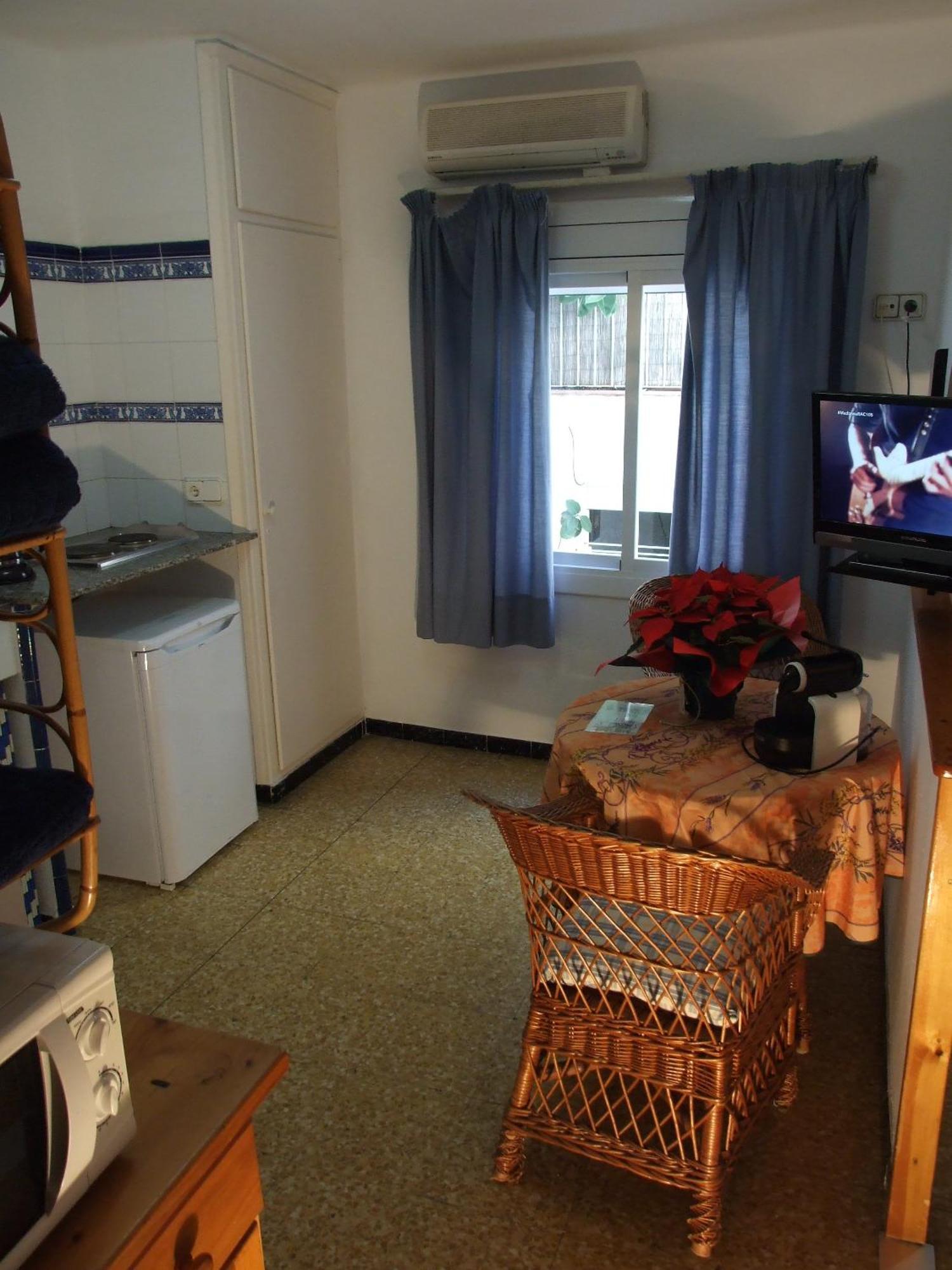 Apartamentos Montserrat Sitges Habitación foto