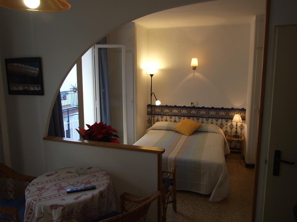 Apartamentos Montserrat Sitges Exterior foto