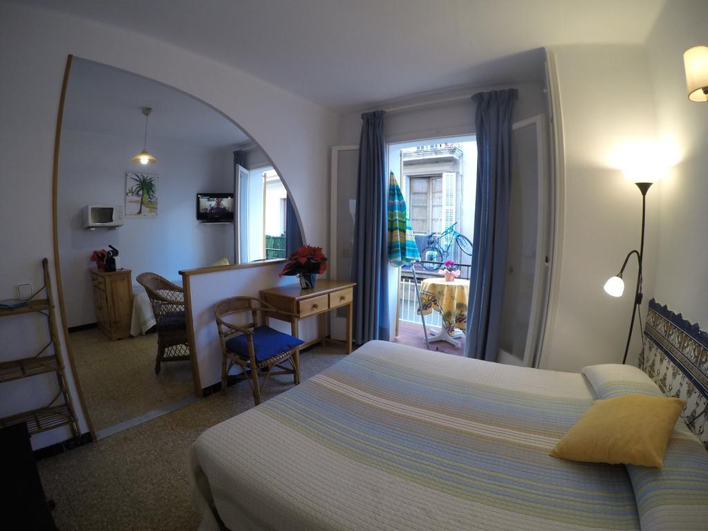 Apartamentos Montserrat Sitges Exterior foto